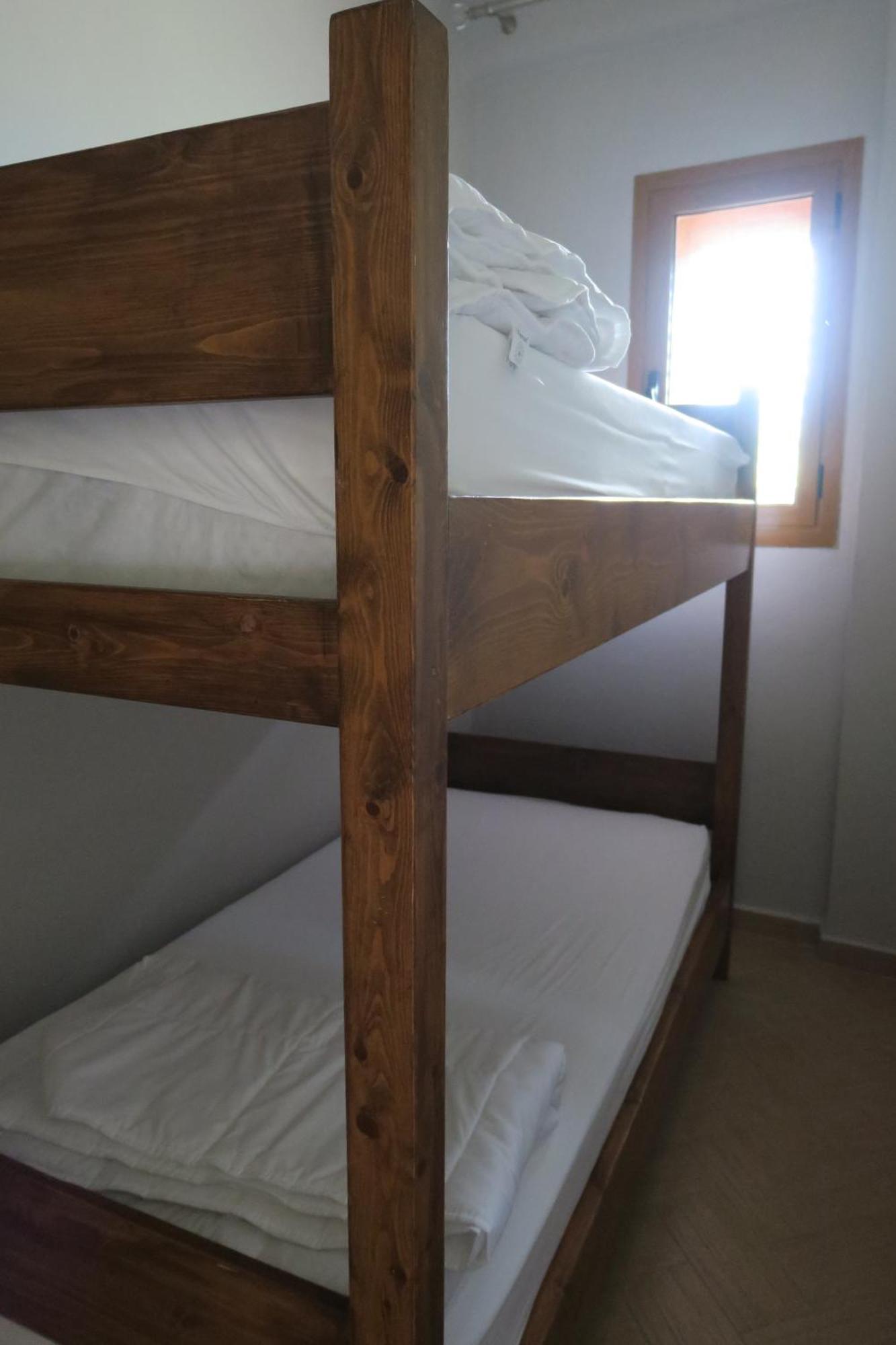 Doko Hotel Radhimë Екстериор снимка